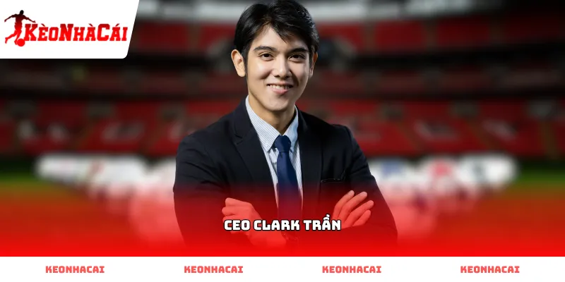 CEO Clark Trần phân tích dữ liệu đội hình trước giờ thi đấu